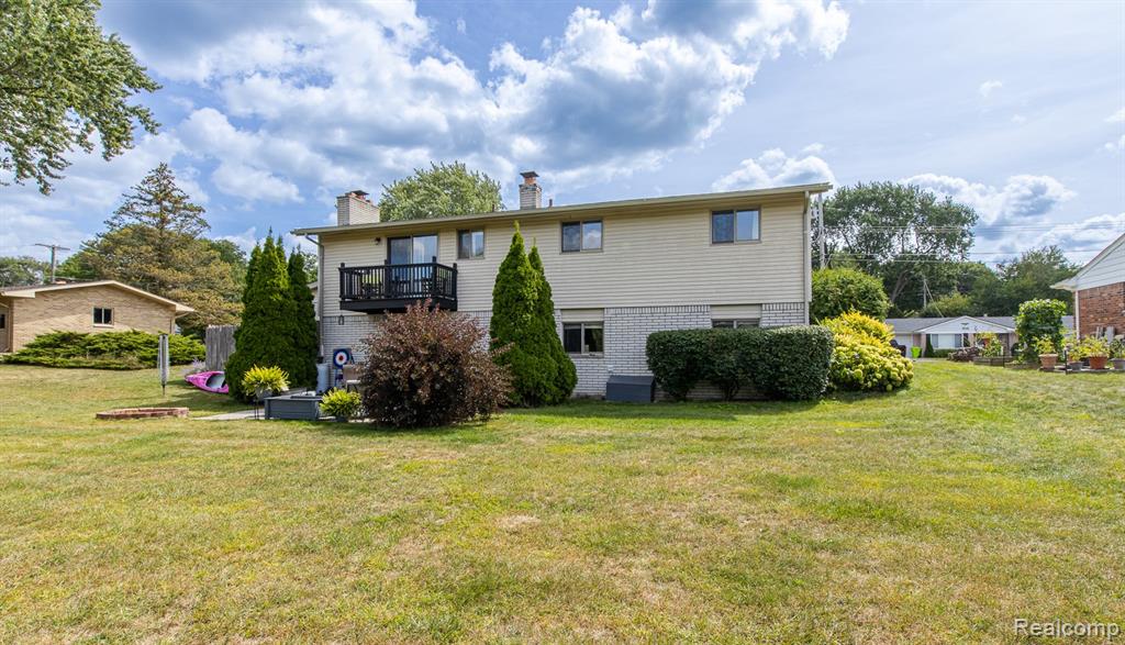 8726 Sandy Crest Drive, White Lake, MI — Photo 45