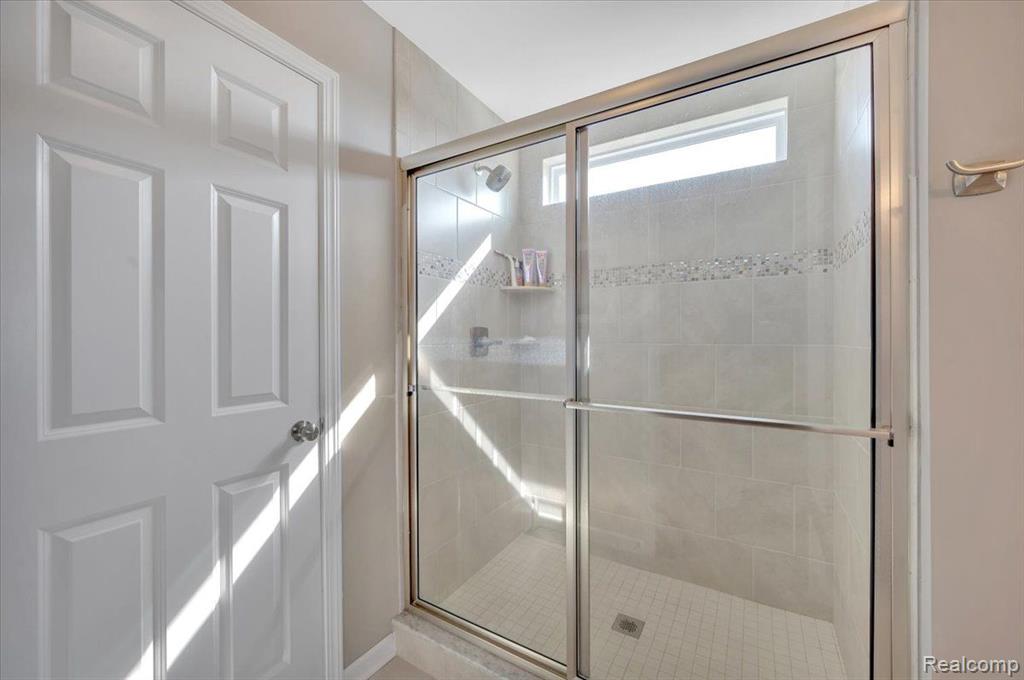 62072 SAVANNAH Drive, South Lyon, MI 48178 — Photo 25