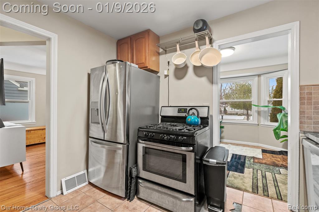1660 Princeton Road, Berkley, MI 48072 — Photo 9