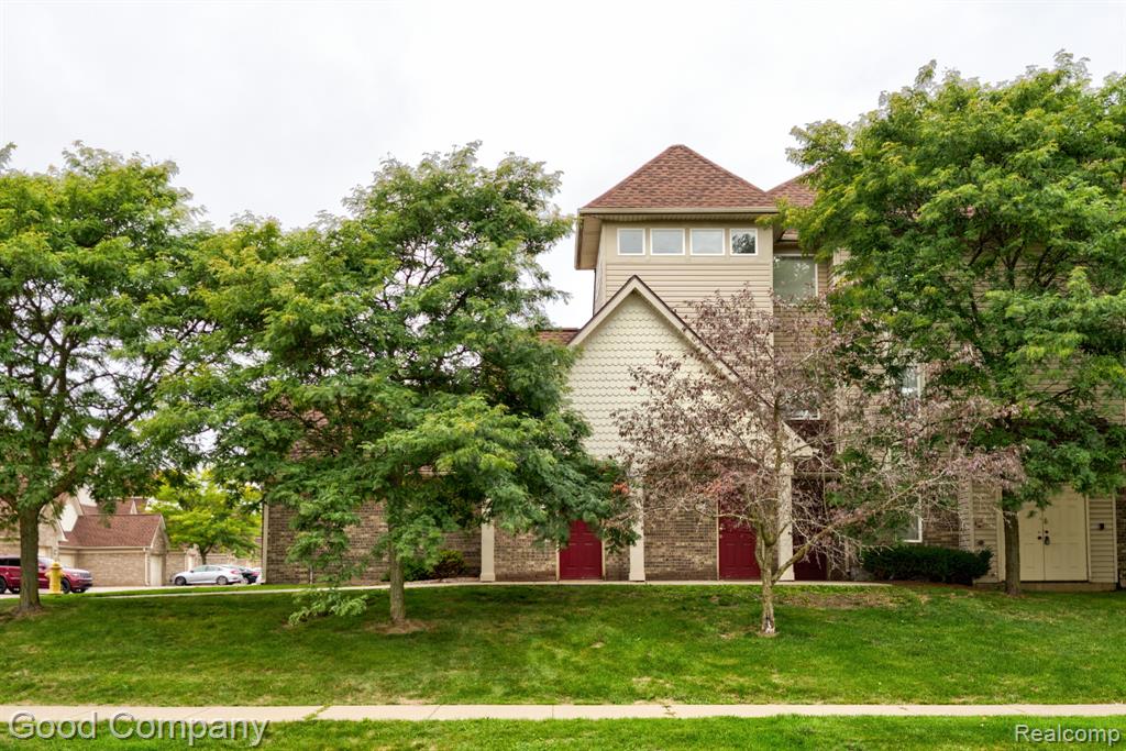 877 Brandon Avenue, Pontiac, MI 48340