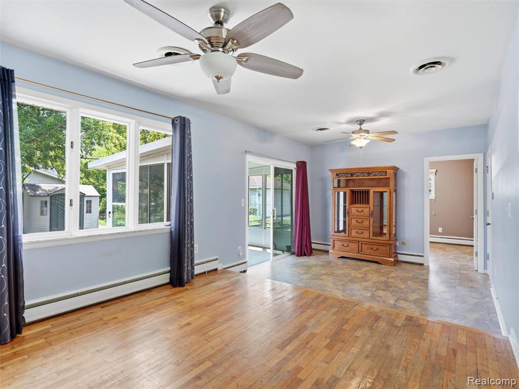 240 E Huron River Drive, Belleville, MI 48111 — Photo 4