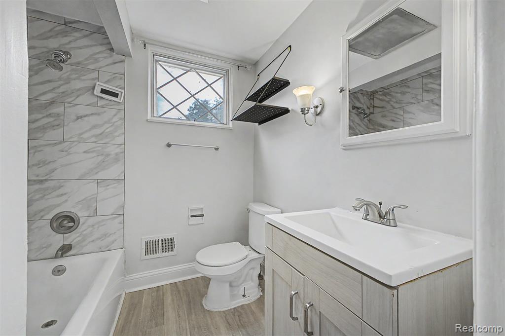 10883 Balfour Road, Detroit, MI 48224 — Photo 10