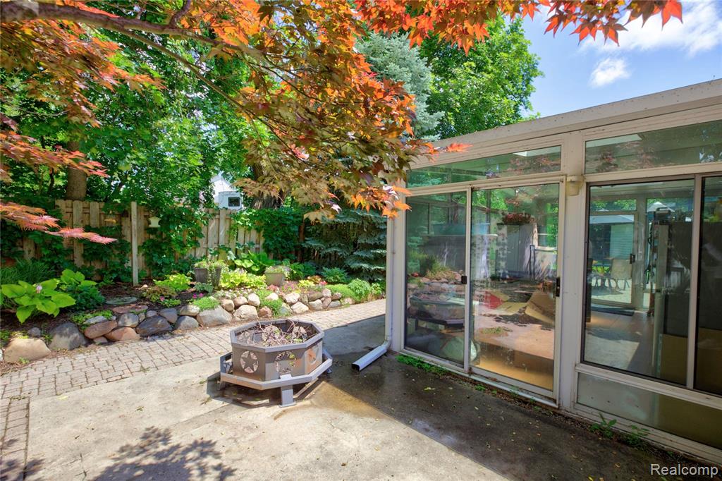 75 W Burdick Street, Oxford, MI 48371 — Photo 28