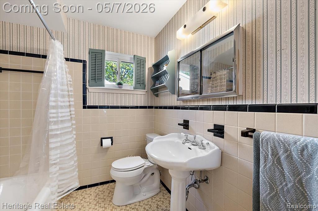 31881 Lamar Drive, Farmington, MI 48336 — Photo 26
