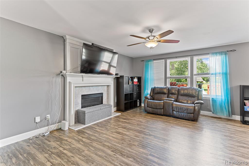 7921 Mallard Way, Ypsilanti, MI 48197 — Photo 3