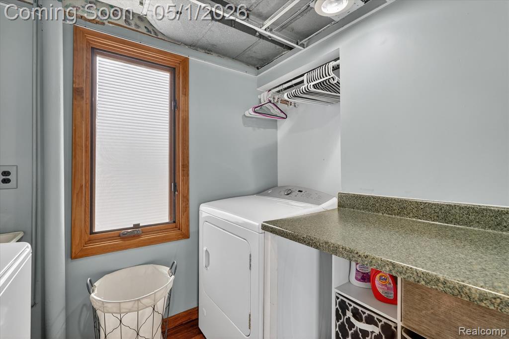 7117 Capri Drive, White Lake, MI 48383 — Photo 24