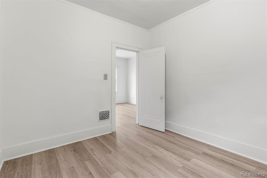 3964 Lenox Street, Detroit, MI 48215 — Photo 20
