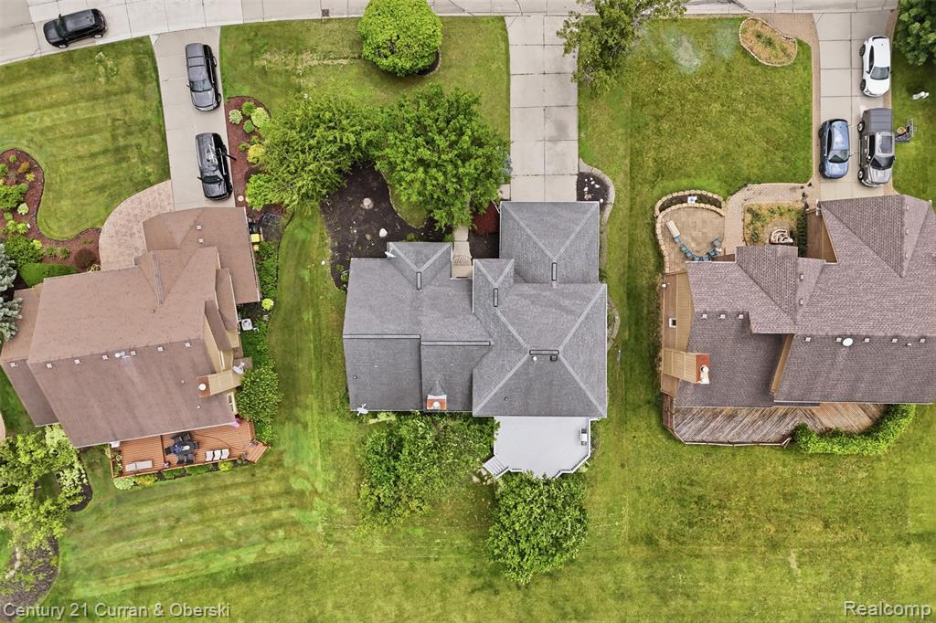 30785 Mystic Forest Drive, Farmington, MI 48331 — Photo 37