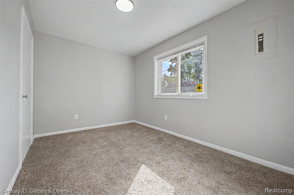 1432 Charter Street, Lincoln Park, MI 48146 — Photo 9