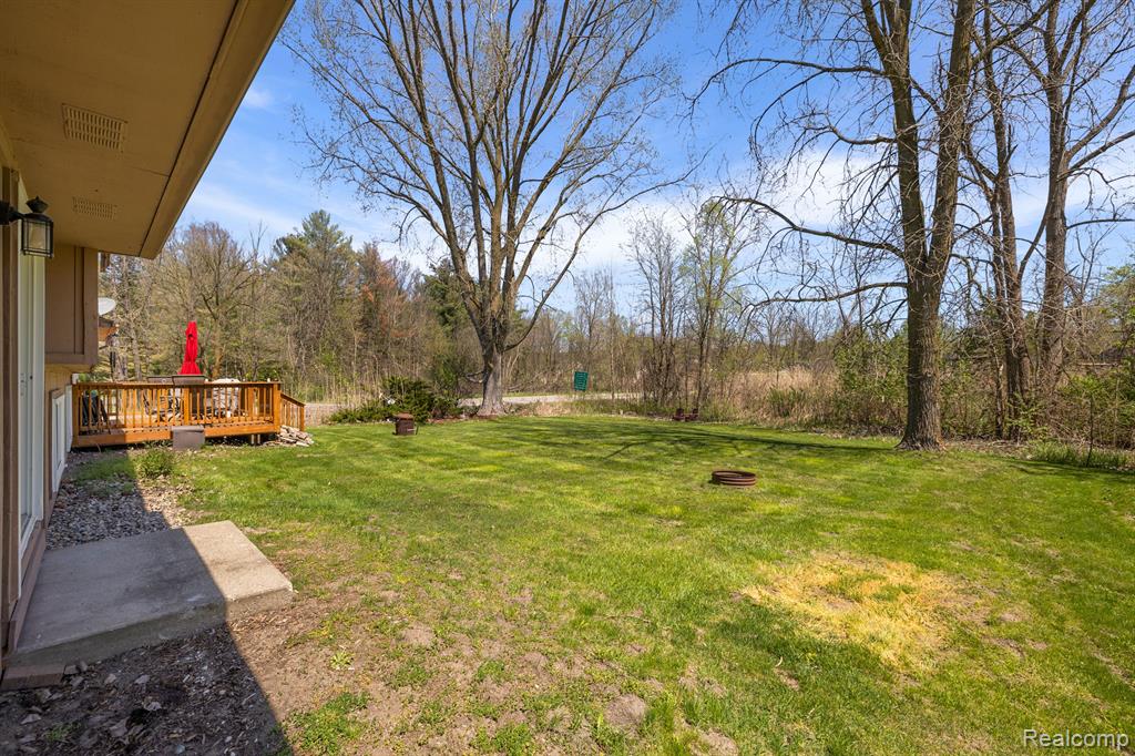 350 Oakwood Road, Ortonville, MI 48462 — Photo 30