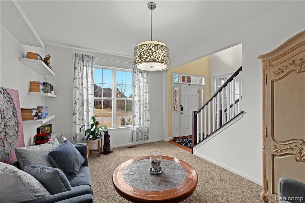 10522 STONEY POINT Drive, South Lyon, MI 48178 — Photo 6