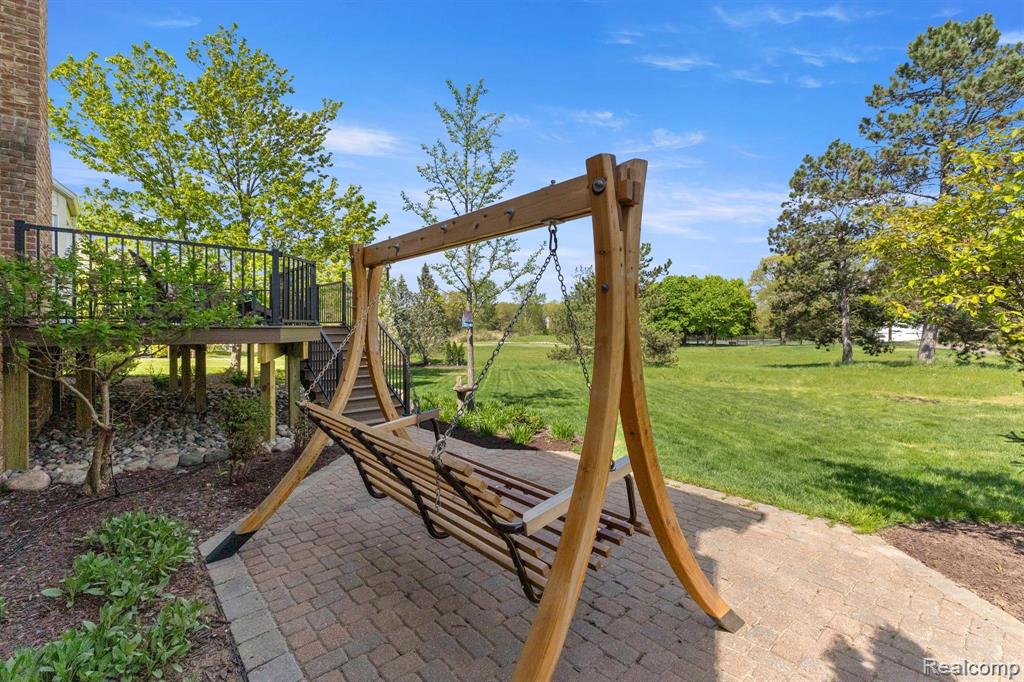 15428 BAY HILL Drive, Northville, MI 48168 — Photo 40