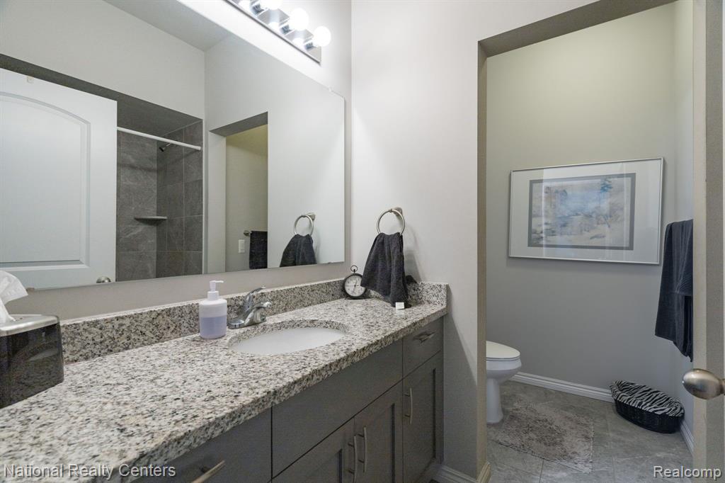 5236 HAWKSEYE Trace, Warren, MI 48092 — Photo 27