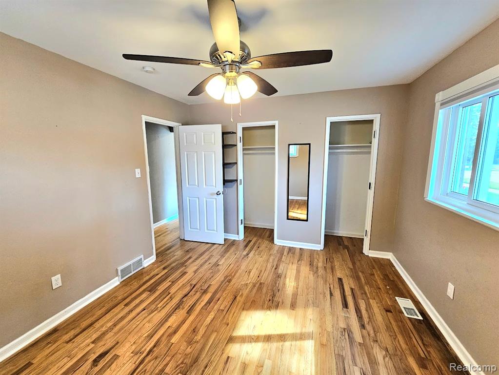 9994 Deering Street, Livonia, MI 48150 — Photo 19