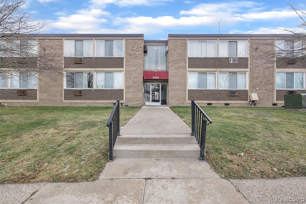 6015 Southfield, Detroit, MI 48228 — Photo 3