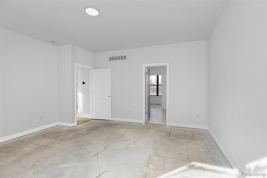 8981 Acacia Trail, Pinckney, MI 48169 — Photo 15