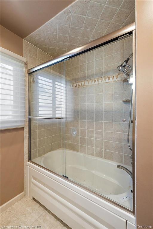 7716 MAPLE Drive, Westland, MI — Photo 28