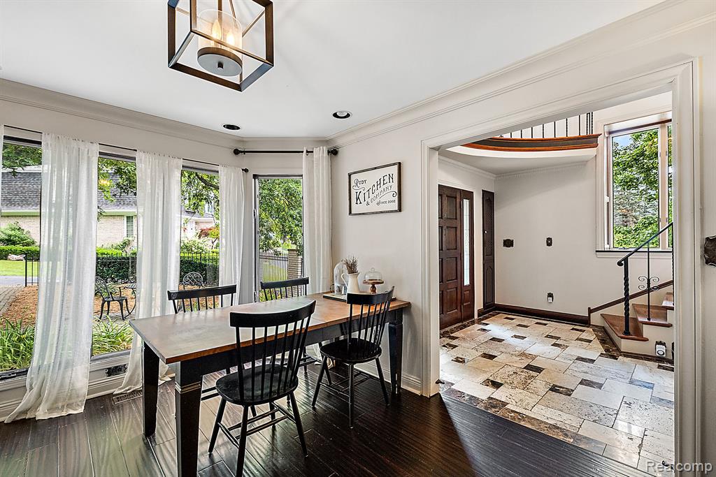 4378 Compton Way, Bloomfield Hills, MI 48302 — Photo 19
