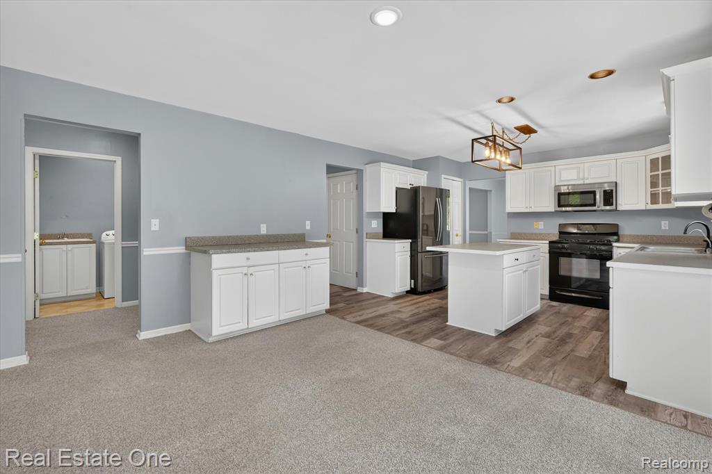 9610 Forest Ridge Drive, Clarkston, MI 48348 — Photo 27