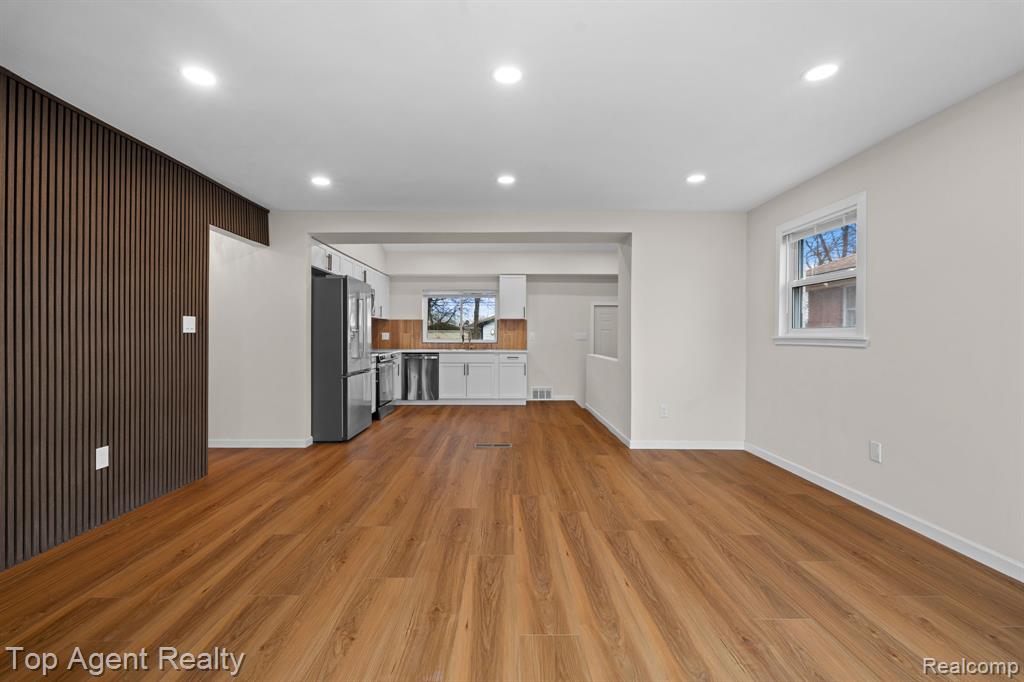 20527 Chapel Street, Detroit, MI 48219 — Photo 13