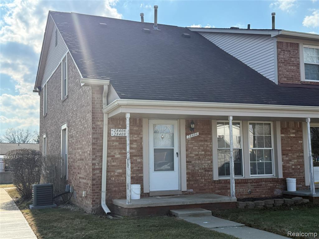 28404 Longmeadow Lane, Brownstown, MI 48183 — Photo 3