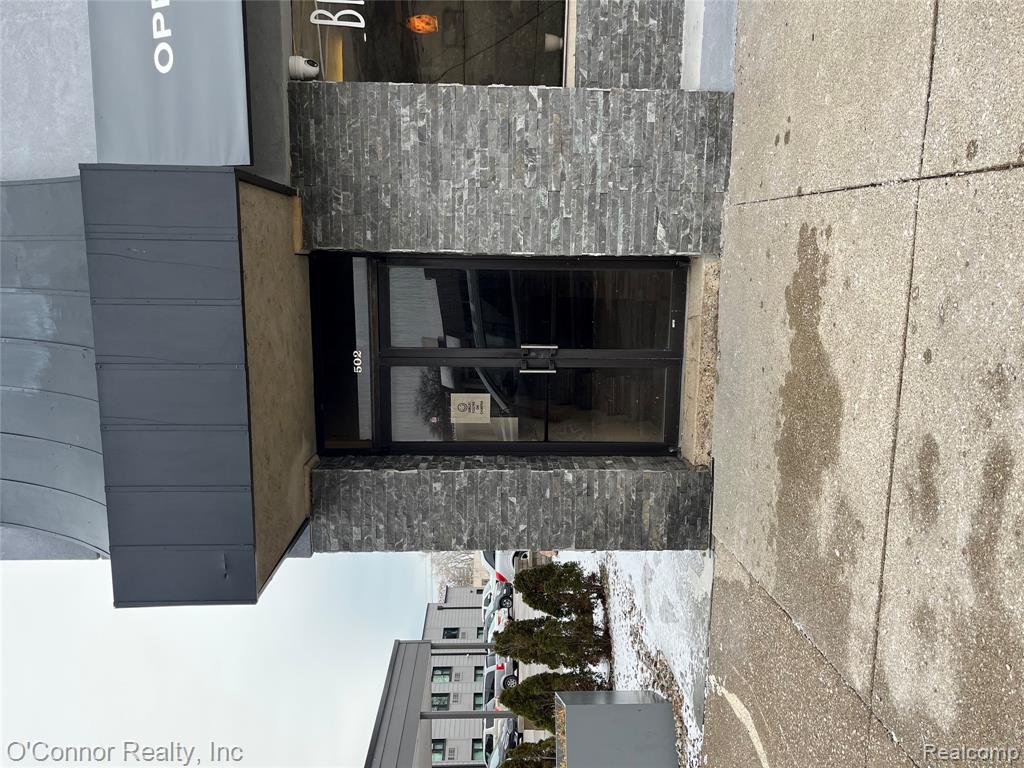 502 1/2 Huron Avenue, Port Huron, MI 48060 — front exterior