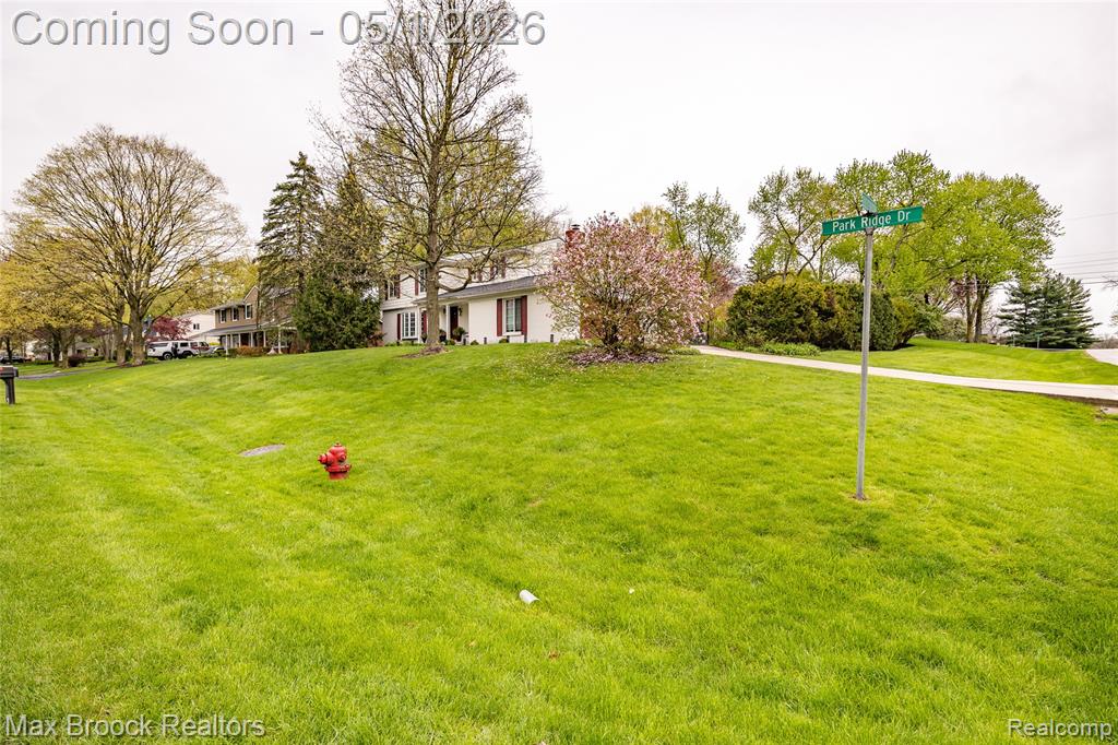 2275 Park Ridge Drive, Bloomfield Hills, MI 48304 — Photo 7