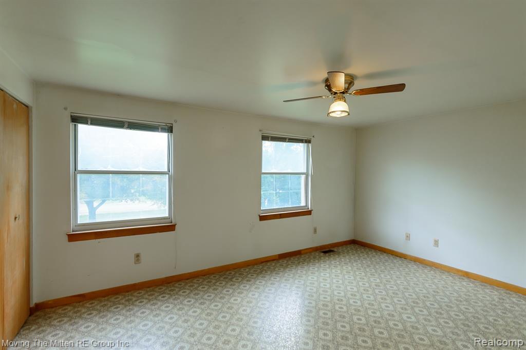 50274 Bog Road, Van Buren, MI 48111 — Photo 24