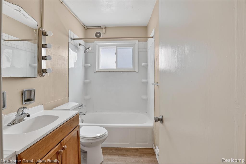 812 Barney Avenue, Flint, MI 48503 — Photo 17
