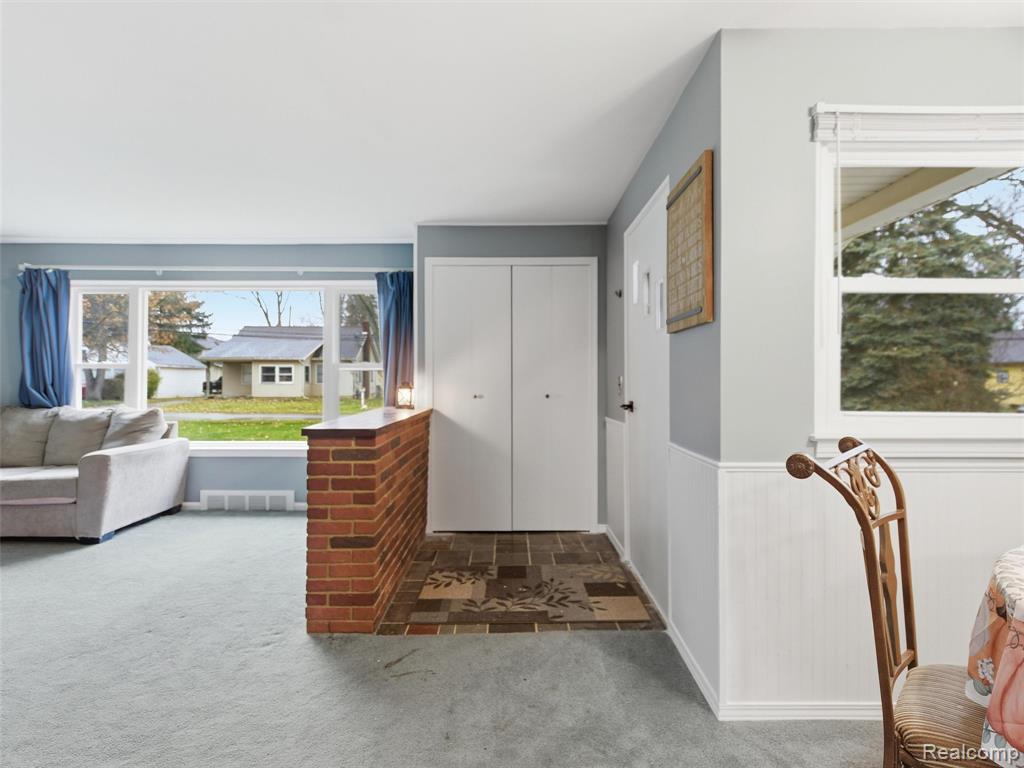 550 Johnson Street, Almont, MI 48003 — Photo 4