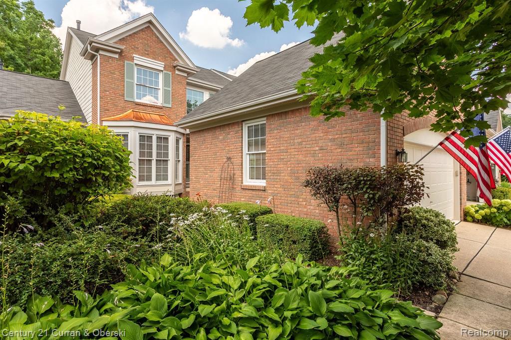 39566 VILLAGE RUN Drive, Northville, MI 48168 — Photo 3