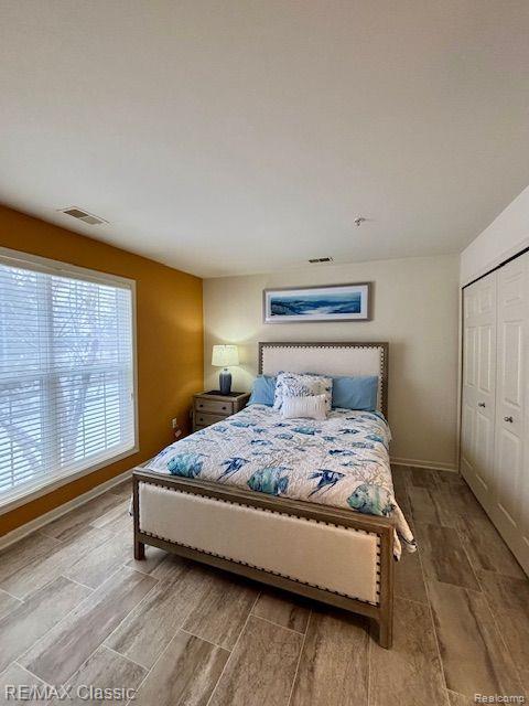 28560 CARLTON WAY Drive, Novi, MI 48377 — Photo 17