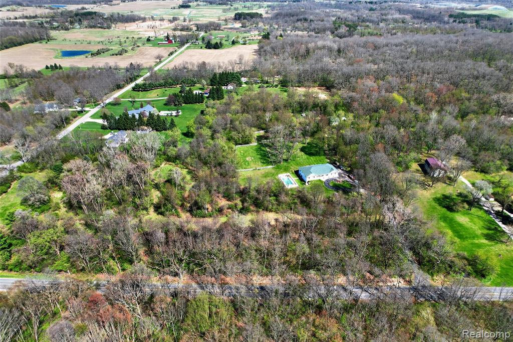 7233 Hague Avenue, Jackson, MI 49201 — Photo 46