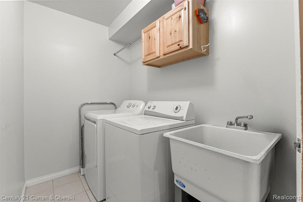 17308 S Lucille Circle, New Boston, MI 48164 — Photo 32