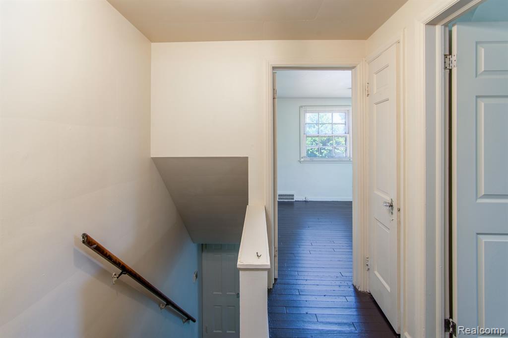 13118 FRANKFORT Street, Detroit, MI 48213 — Photo 10