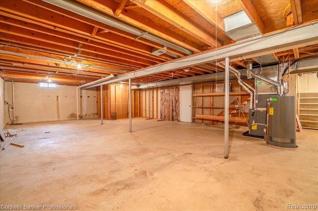 7984 Lake Crest Drive, Ypsilanti, MI 48197 — Photo 18