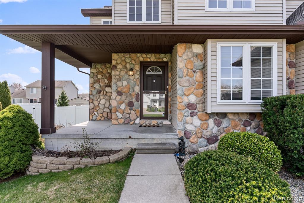 5166 CYPRESS Circle, Grand Blanc, MI 48439 — Photo 6