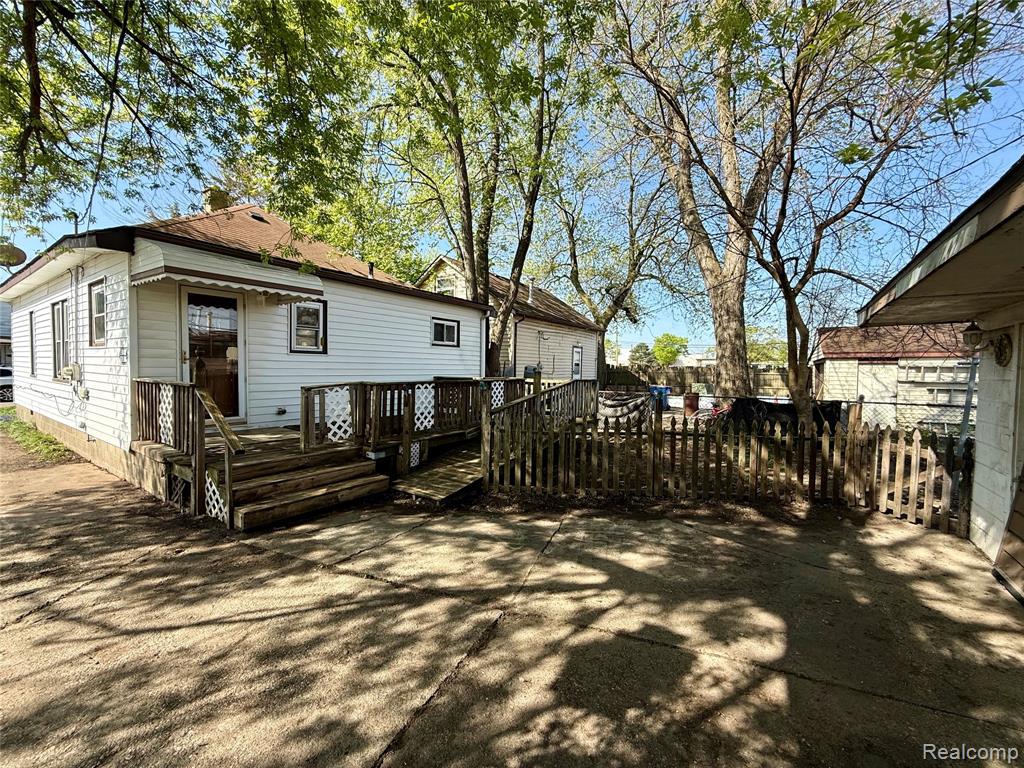 7035 Dodge Avenue, Warren, MI 48091 — Photo 27