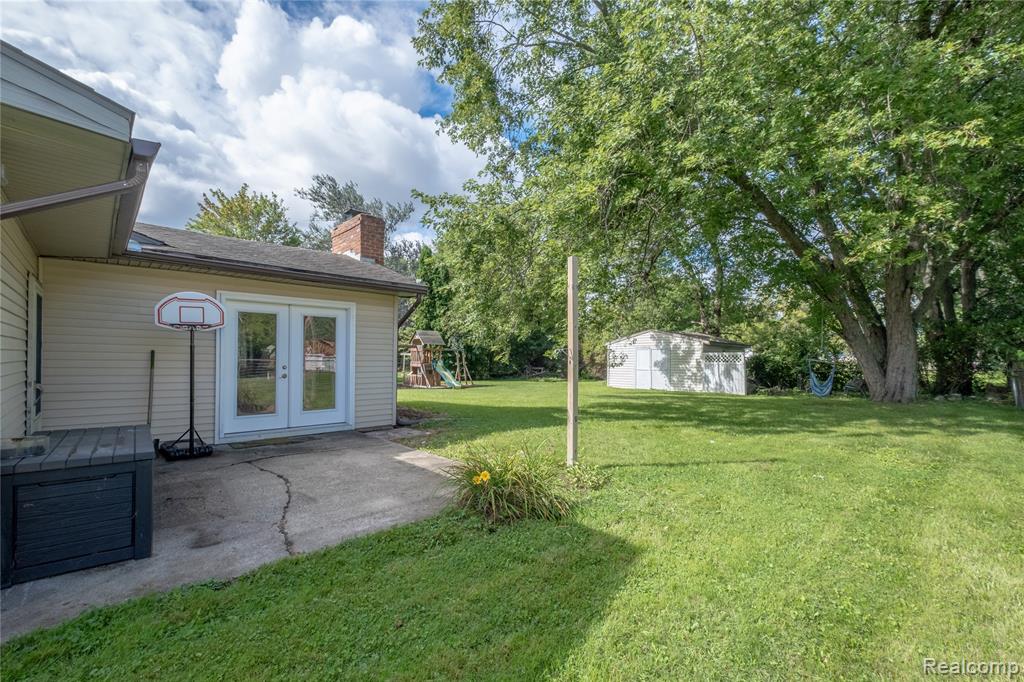 5482 Liberty Bell Road, Grand Blanc, MI 48439 — Photo 15