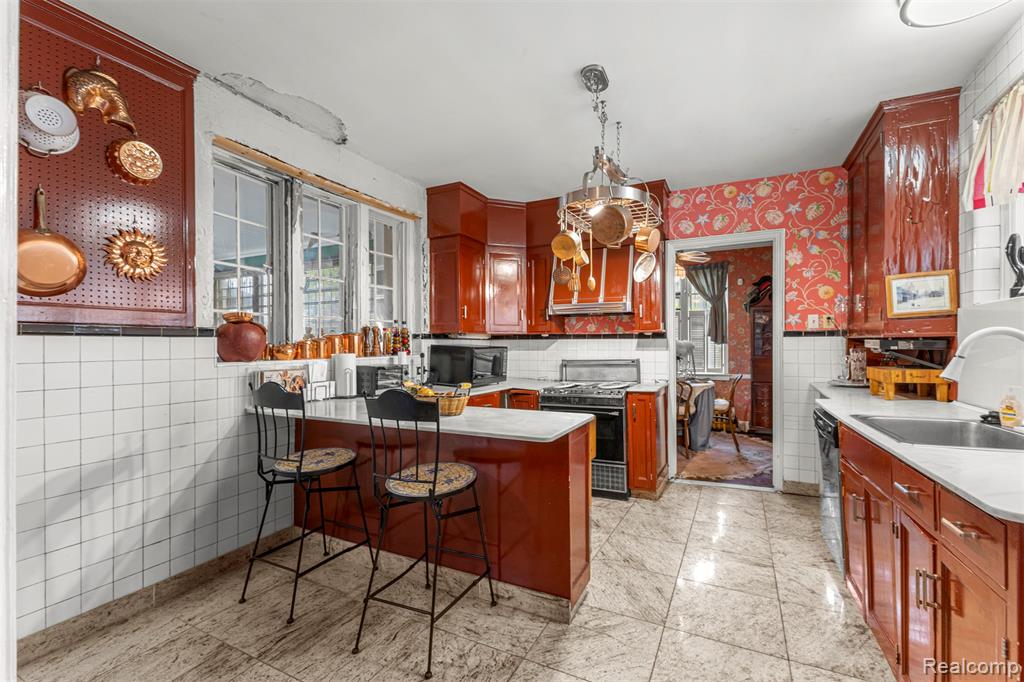 3001 Seminole Street, Detroit, MI 48214 — Photo 25