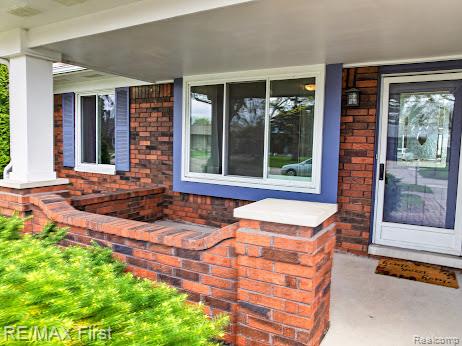 42446 Sycamore Drive, Sterling Heights, MI 48313 — Photo 3