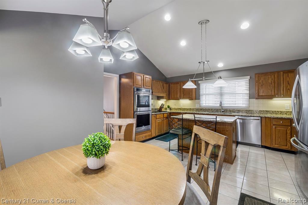 16708 OAKMONT, Northville, MI 48168 — Photo 19