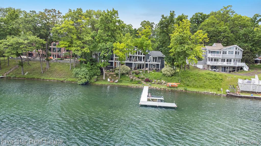 7025 Dandison Boulevard, West Bloomfield, MI 48324 — Photo 74