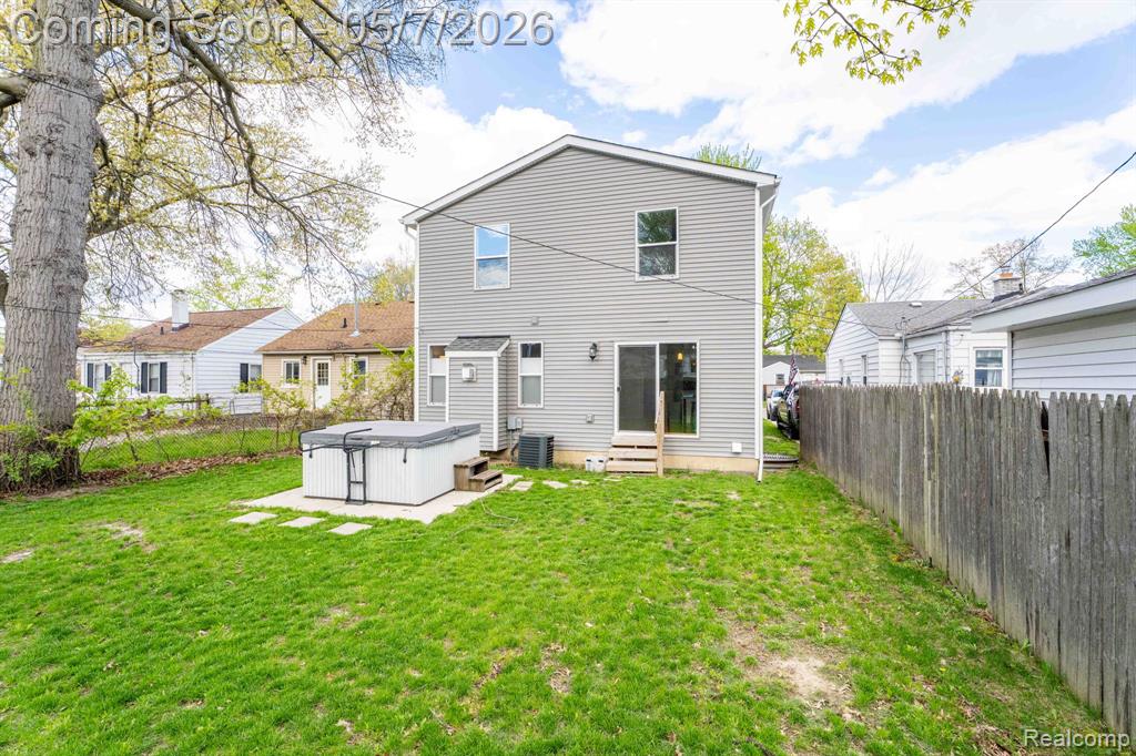 23785 Davey Avenue, Hazel Park, MI 48030 — Photo 37