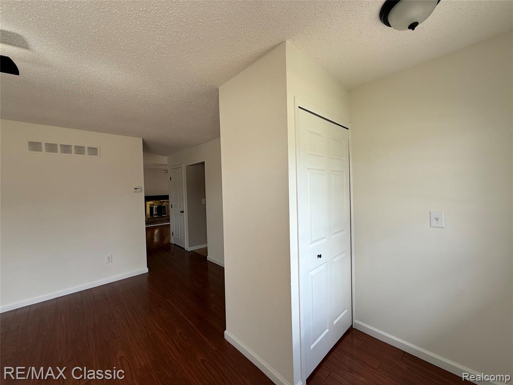 44256 Proctor Road, Canton, MI 48188 — Photo 4