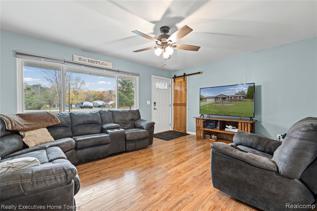12429 Mt Morris Road, Columbiaville, MI 48421 — Photo 4