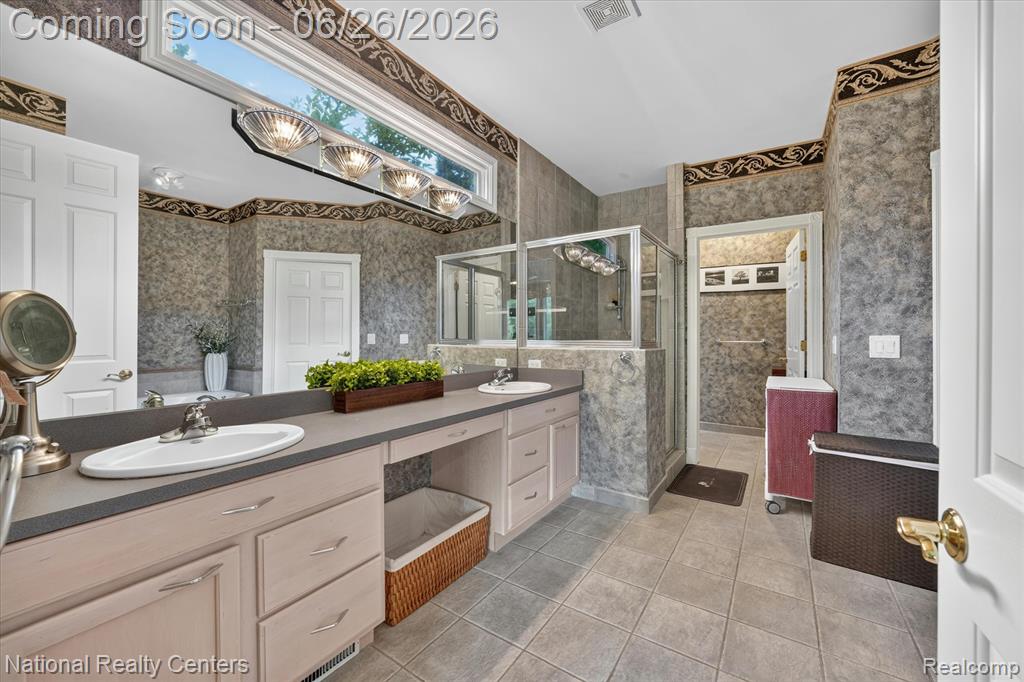 12257 Chandler Drive, Plymouth, MI 48170 — Photo 25