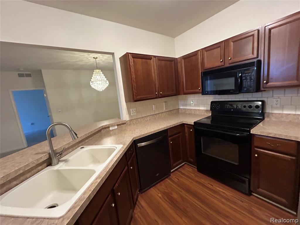 44272 Princeton Drive, 159, Clinton Twp, MI 48038 — Photo 17