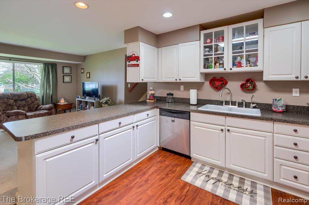 4156 Bobwhite Drive, Flint, MI 48506 — Photo 17
