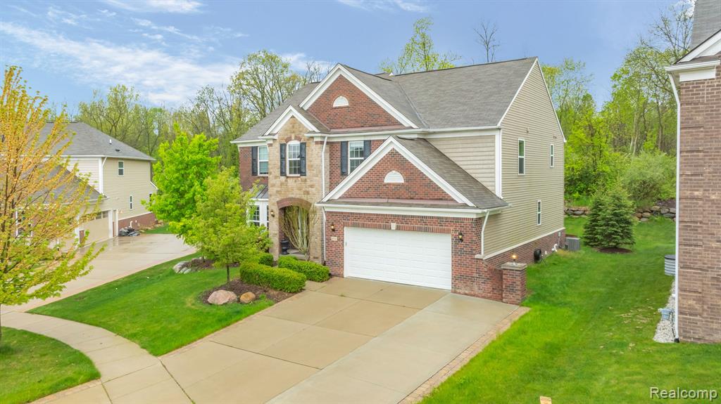 4732 TANGLEWOOD Lane, Lake Orion, MI — Photo 2